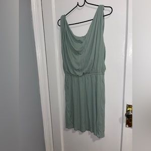 Halston heritage mini flowy dress